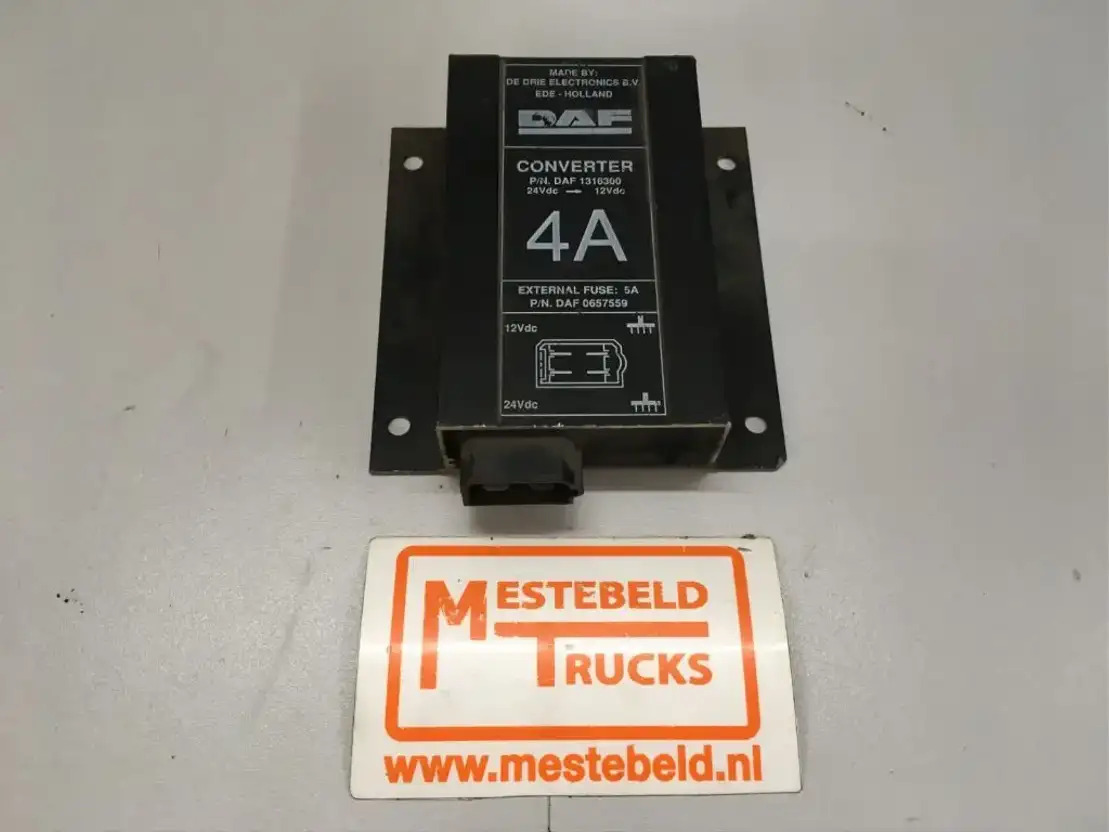 DAF Omvormer 24/12V 4A - Elektrisch systeem voor Vrachtwagen: afbeelding 1 DAF Omvormer 24/12V 4A - Elektrisch systeem voor Vrachtwagen: afbeelding 1
