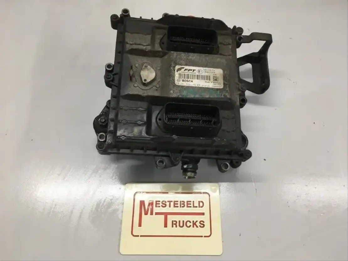 Iveco ECU unit cursor euro 6 - Elektrisch systeem voor Vrachtwagen: afbeelding 1 Iveco ECU unit cursor euro 6 - Elektrisch systeem voor Vrachtwagen: afbeelding 1