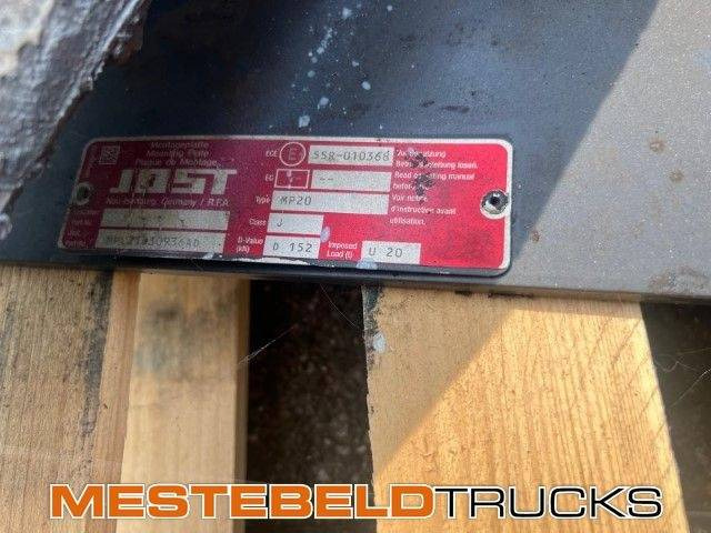 JOST Jost schotel met onderplaat en kabelhouder - Frame/ Chassis voor Vrachtwagen: afbeelding 4 JOST Jost schotel met onderplaat en kabelhouder - Frame/ Chassis voor Vrachtwagen: afbeelding 4