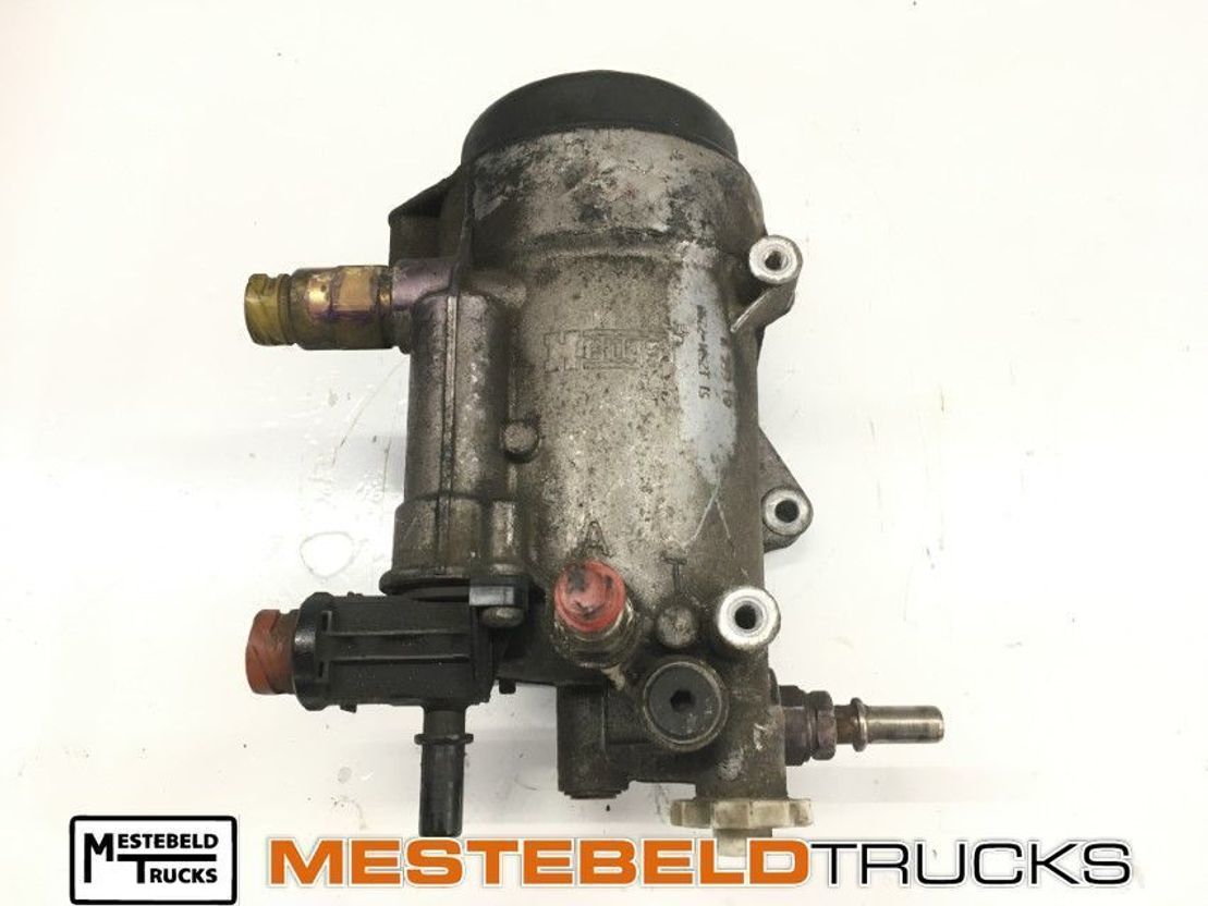 MAN Brandstoffilterhuis D2066 - Brandstoftoevoer voor Bestelwagen: afbeelding 1 MAN Brandstoffilterhuis D2066 - Brandstoftoevoer voor Bestelwagen: afbeelding 1