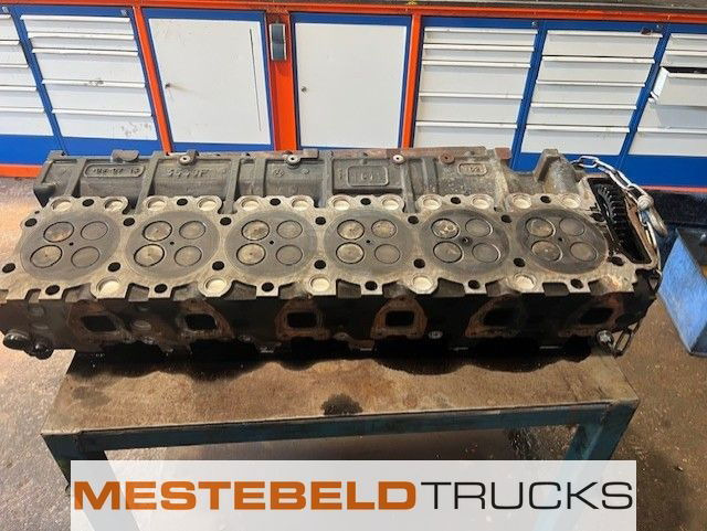 MAN Cilinderkop D20/26 - Motor en onderdelen voor Vrachtwagen: afbeelding 4 MAN Cilinderkop D20/26 - Motor en onderdelen voor Vrachtwagen: afbeelding 4