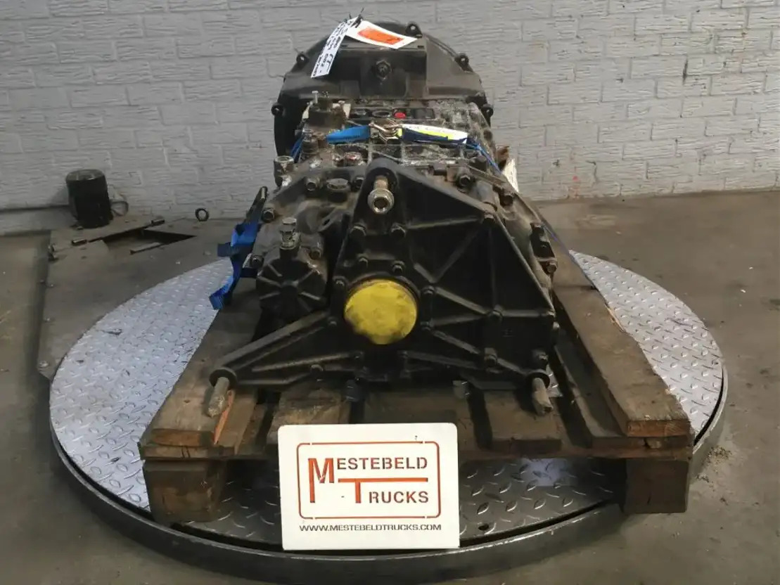MAN Versnellingsbak 8S180 IT - Versnellingsbak en onderdelen voor Vrachtwagen: afbeelding 4 MAN Versnellingsbak 8S180 IT - Versnellingsbak en onderdelen voor Vrachtwagen: afbeelding 4