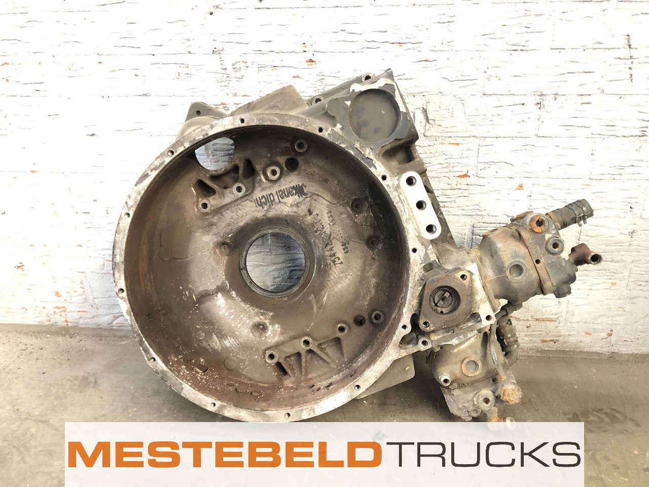 MAN Vliegwielhuis D2840 LF21 - Motor voor Vrachtwagen: afbeelding 1 MAN Vliegwielhuis D2840 LF21 - Motor voor Vrachtwagen: afbeelding 1