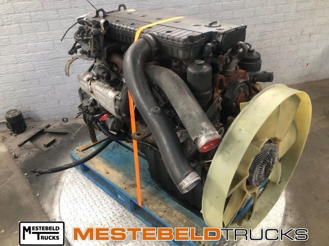 Mercedes-Benz 400420000  - Motor voor Vrachtwagen: afbeelding 1 Mercedes-Benz 400420000  - Motor voor Vrachtwagen: afbeelding 1