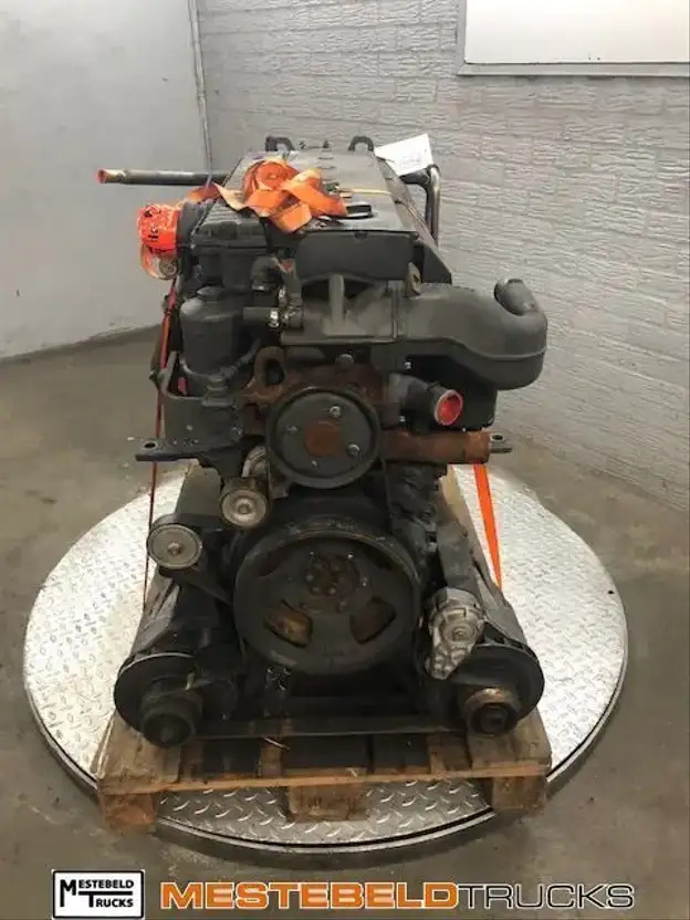 Mercedes-Benz 401320040 - Motor voor Vrachtwagen: afbeelding 3 Mercedes-Benz 401320040 - Motor voor Vrachtwagen: afbeelding 3