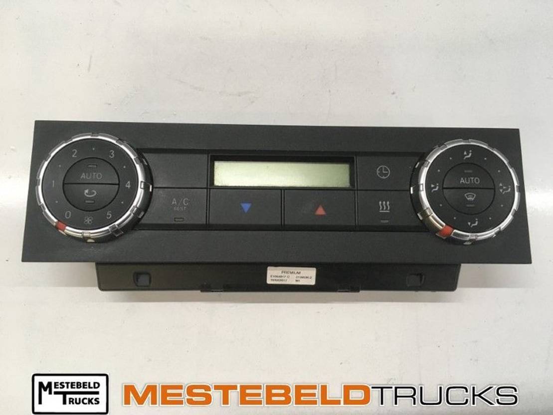 Mercedes Benz Airco bedieningspaneel - Koelsysteem voor Vrachtwagen: afbeelding 1 Mercedes Benz Airco bedieningspaneel - Koelsysteem voor Vrachtwagen: afbeelding 1