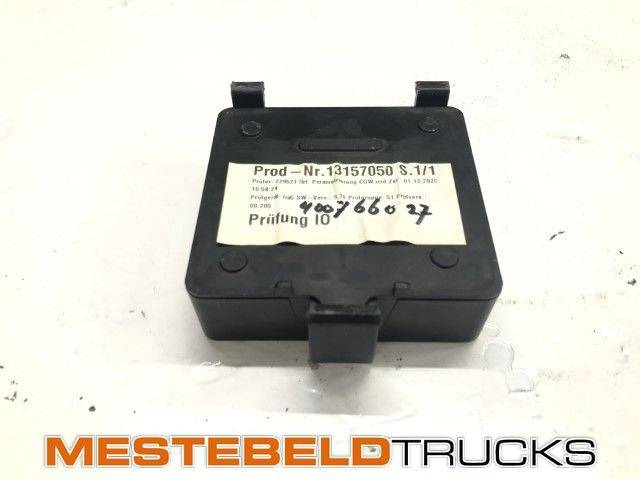 Mercedes-Benz Central Gateway unit - Elektrisch systeem voor Vrachtwagen: afbeelding 1 Mercedes-Benz Central Gateway unit - Elektrisch systeem voor Vrachtwagen: afbeelding 1