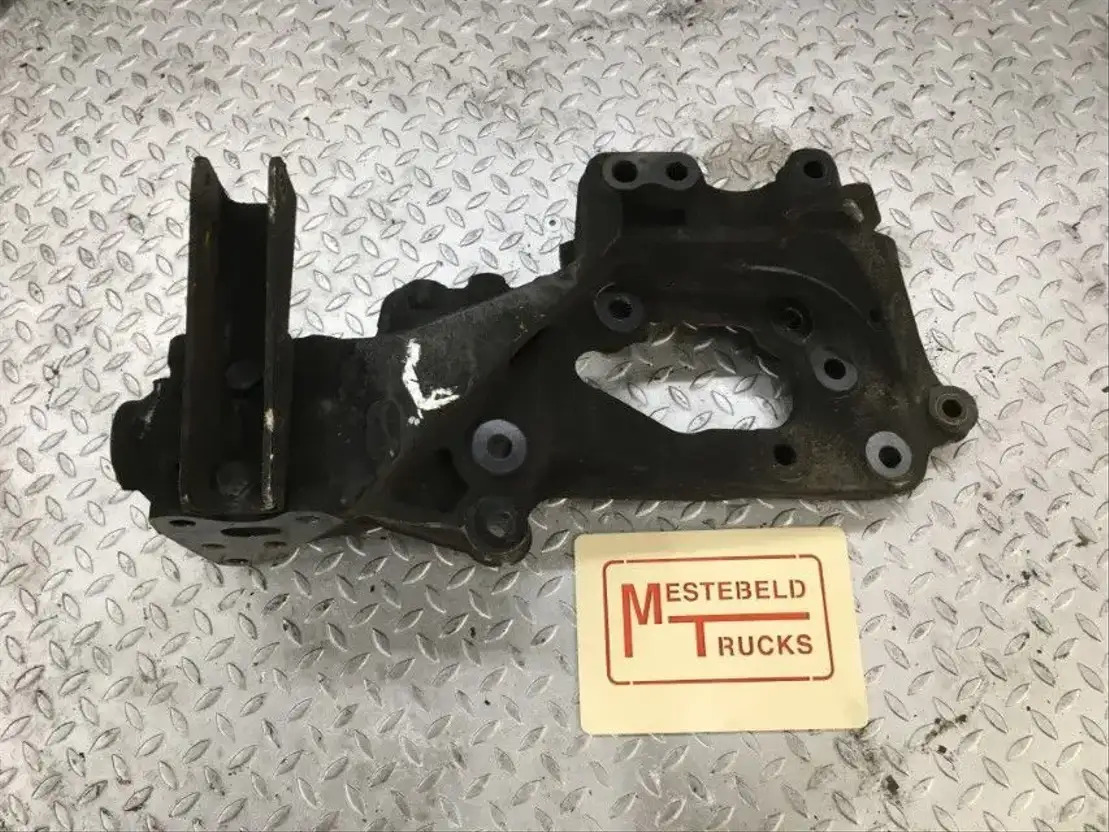 Mercedes-Benz Chassissteun links - Frame/ Chassis voor Vrachtwagen: afbeelding 1 Mercedes-Benz Chassissteun links - Frame/ Chassis voor Vrachtwagen: afbeelding 1