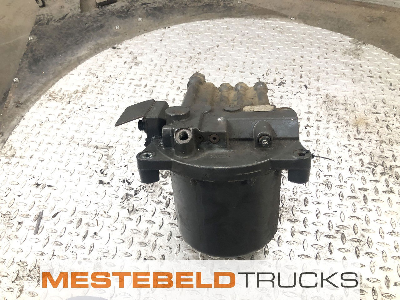 Mercedes-Benz Econic 2628 EHS Ventiel - Stuurinrichting voor Vrachtwagen: afbeelding 2 Mercedes-Benz Econic 2628 EHS Ventiel - Stuurinrichting voor Vrachtwagen: afbeelding 2