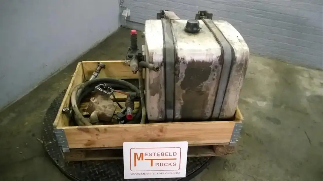 Hydraulica voor Vrachtwagen Mercedes-Benz Hydrauliek set met tandwielpomp: afbeelding 1