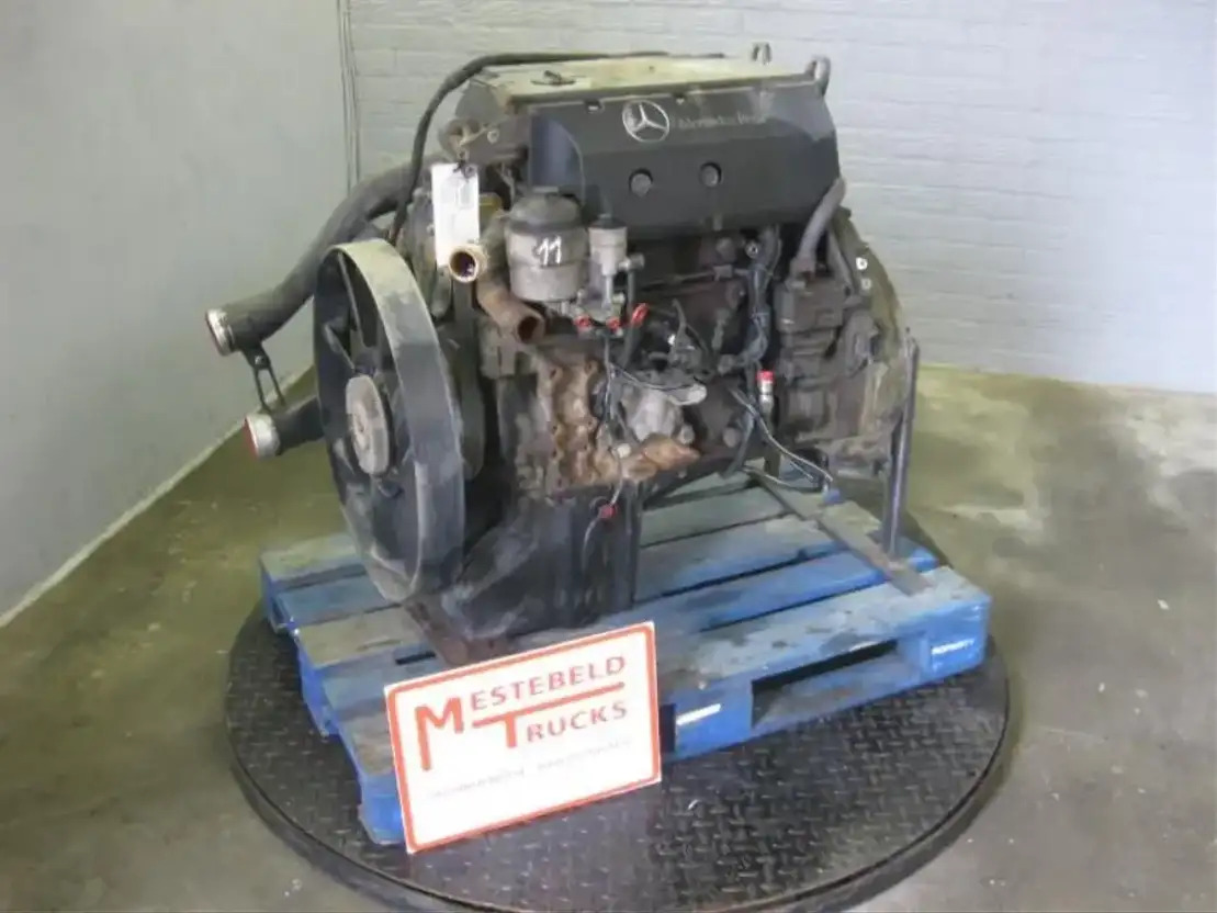 Mercedes-Benz Motor OM 904 LA II - Motor voor Vrachtwagen: afbeelding 2 Mercedes-Benz Motor OM 904 LA II - Motor voor Vrachtwagen: afbeelding 2