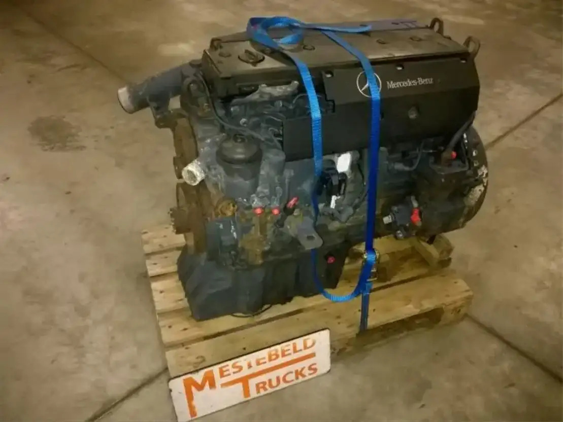 Mercedes-Benz Motor OM 906 LA II/1  - Motor voor Vrachtwagen: afbeelding 2 Mercedes-Benz Motor OM 906 LA II/1  - Motor voor Vrachtwagen: afbeelding 2