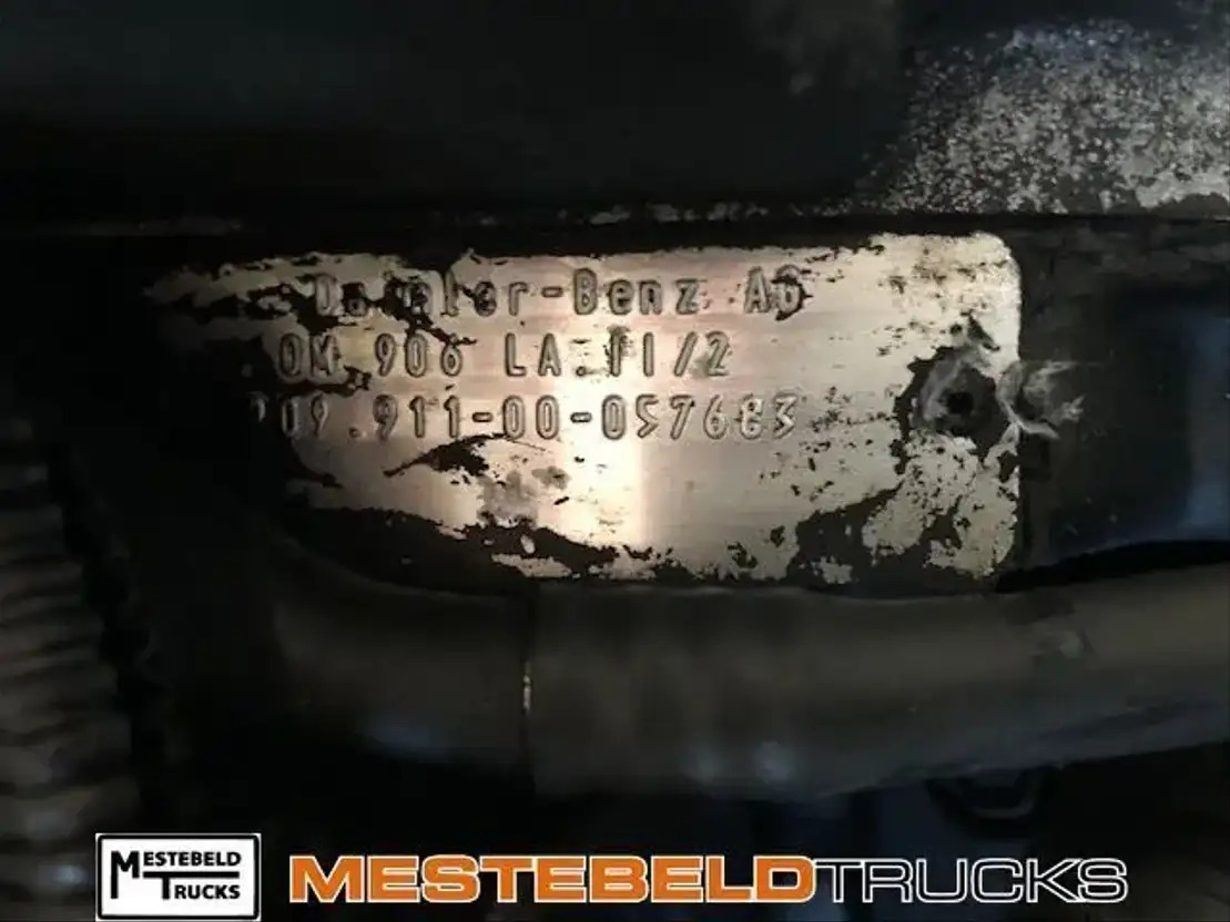 Mercedes-Benz Motor OM 906 LA II/2  - Motor voor Vrachtwagen: afbeelding 4 Mercedes-Benz Motor OM 906 LA II/2  - Motor voor Vrachtwagen: afbeelding 4