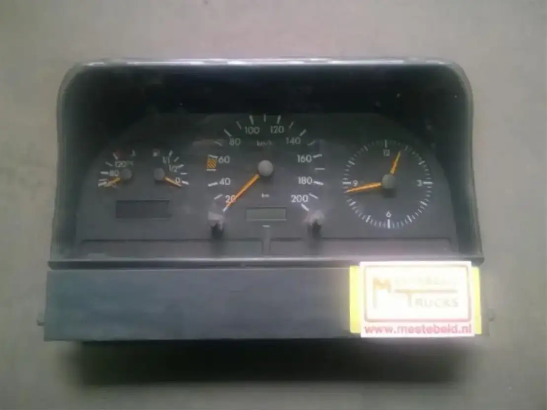 Mercedes-Benz Sprinter 312 Instrumentenpaneel Sprinter 312 - Elektrisch systeem voor Vrachtwagen: afbeelding 1 Mercedes-Benz Sprinter 312 Instrumentenpaneel Sprinter 312 - Elektrisch systeem voor Vrachtwagen: afbeelding 1