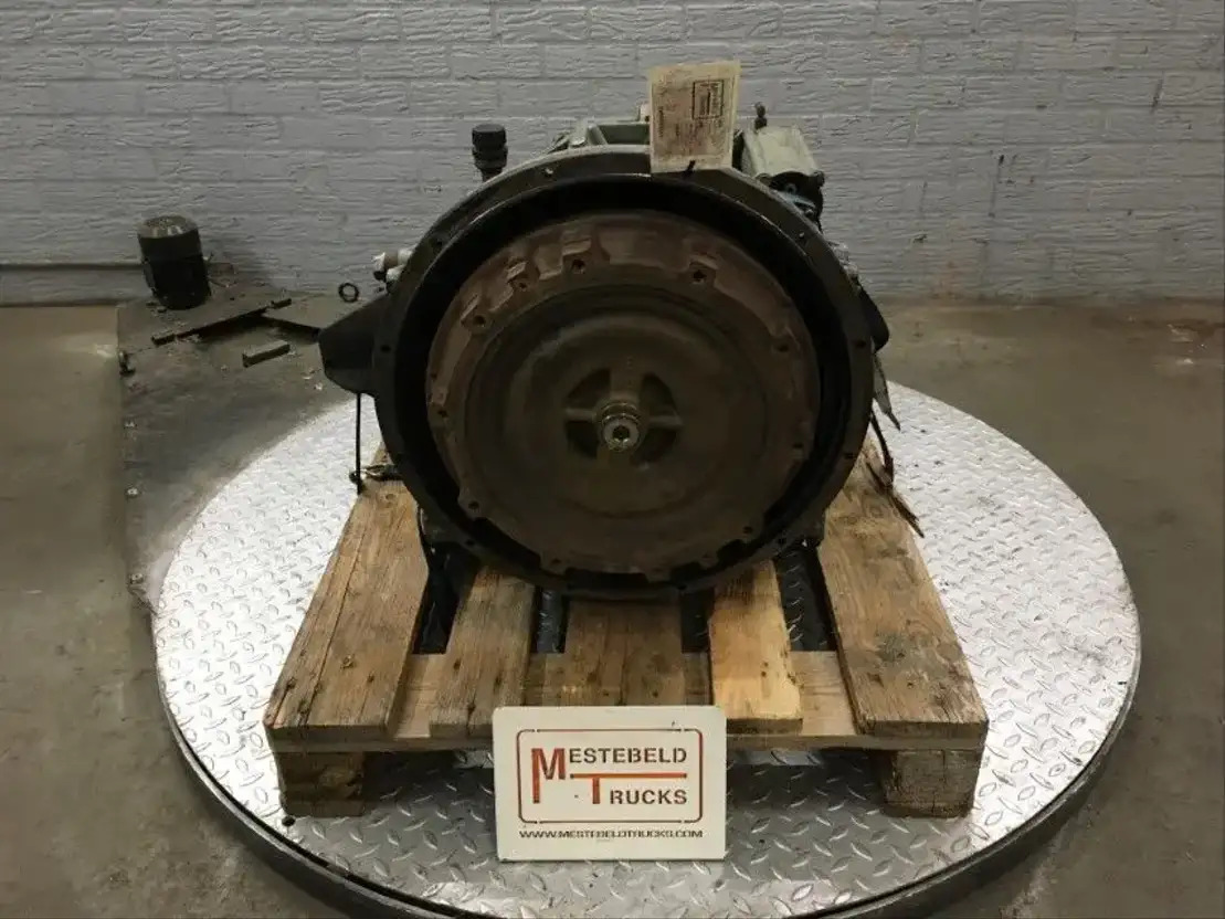 Mercedes-Benz Versnellingsbak 5HP502C - Versnellingsbak en onderdelen voor Vrachtwagen: afbeelding 2 Mercedes-Benz Versnellingsbak 5HP502C - Versnellingsbak en onderdelen voor Vrachtwagen: afbeelding 2