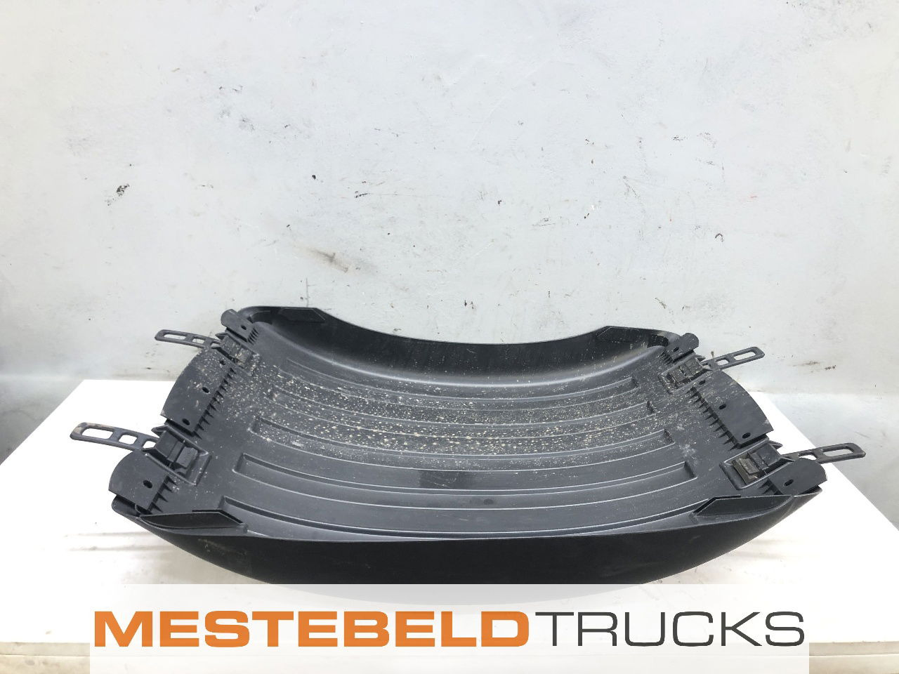 Scania Bovendek spatbord achteras - Frame/ Chassis voor Vrachtwagen: afbeelding 2 Scania Bovendek spatbord achteras - Frame/ Chassis voor Vrachtwagen: afbeelding 2
