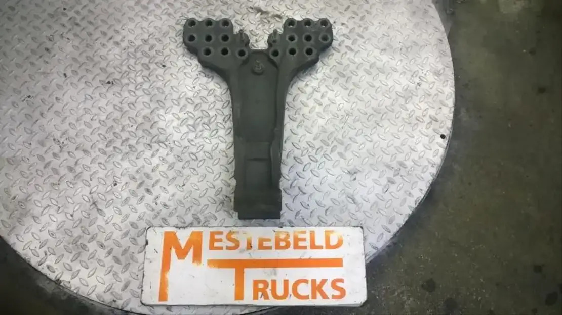 Scania Veersteun - Frame/ Chassis voor Vrachtwagen: afbeelding 1 Scania Veersteun - Frame/ Chassis voor Vrachtwagen: afbeelding 1