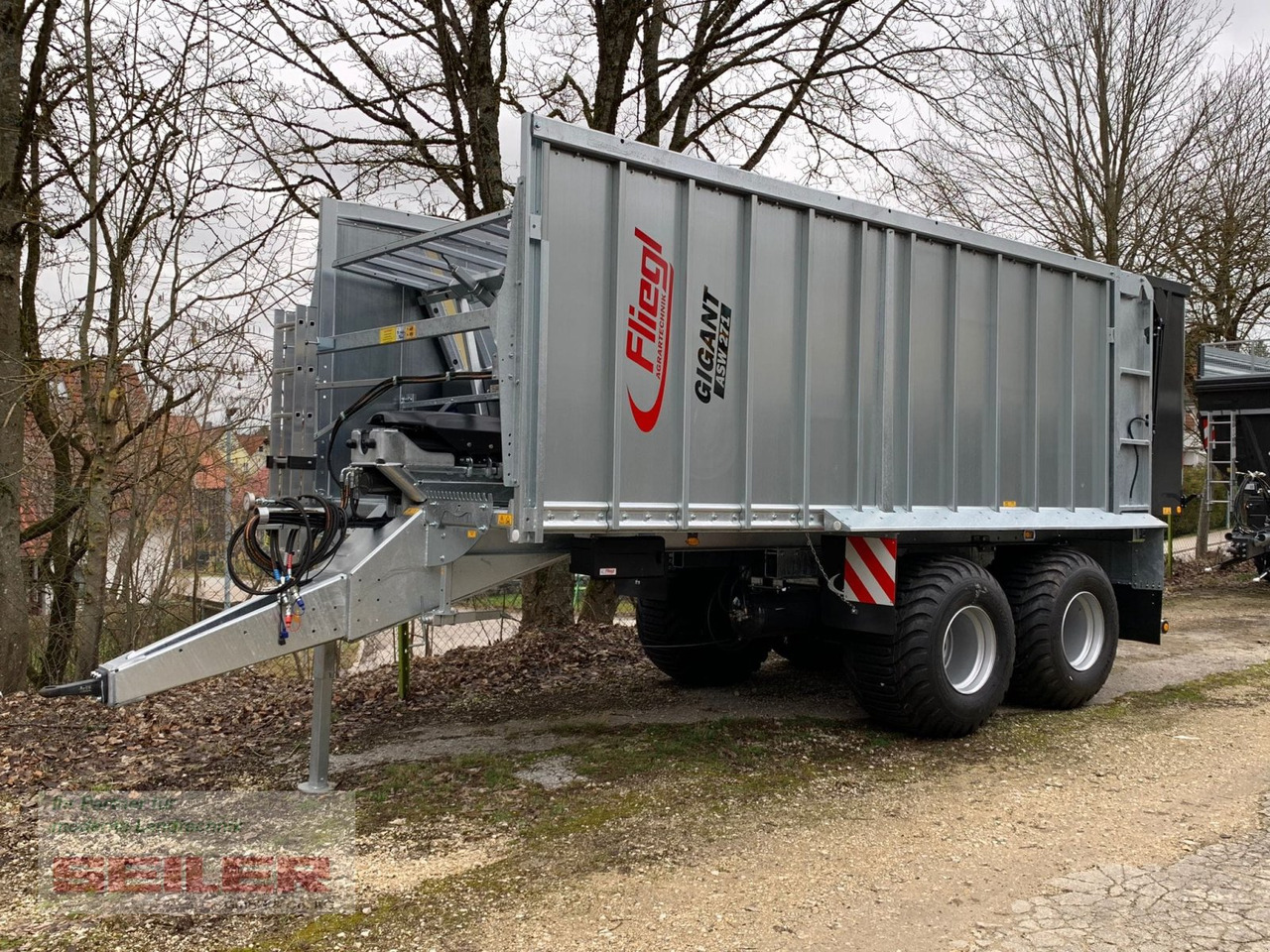 Fliegl ASW 271 C FOX Lenkachse 22,5" 35m³ - Opraapwagen: afbeelding 1 Fliegl ASW 271 C FOX Lenkachse 22,5" 35m³ - Opraapwagen: afbeelding 1