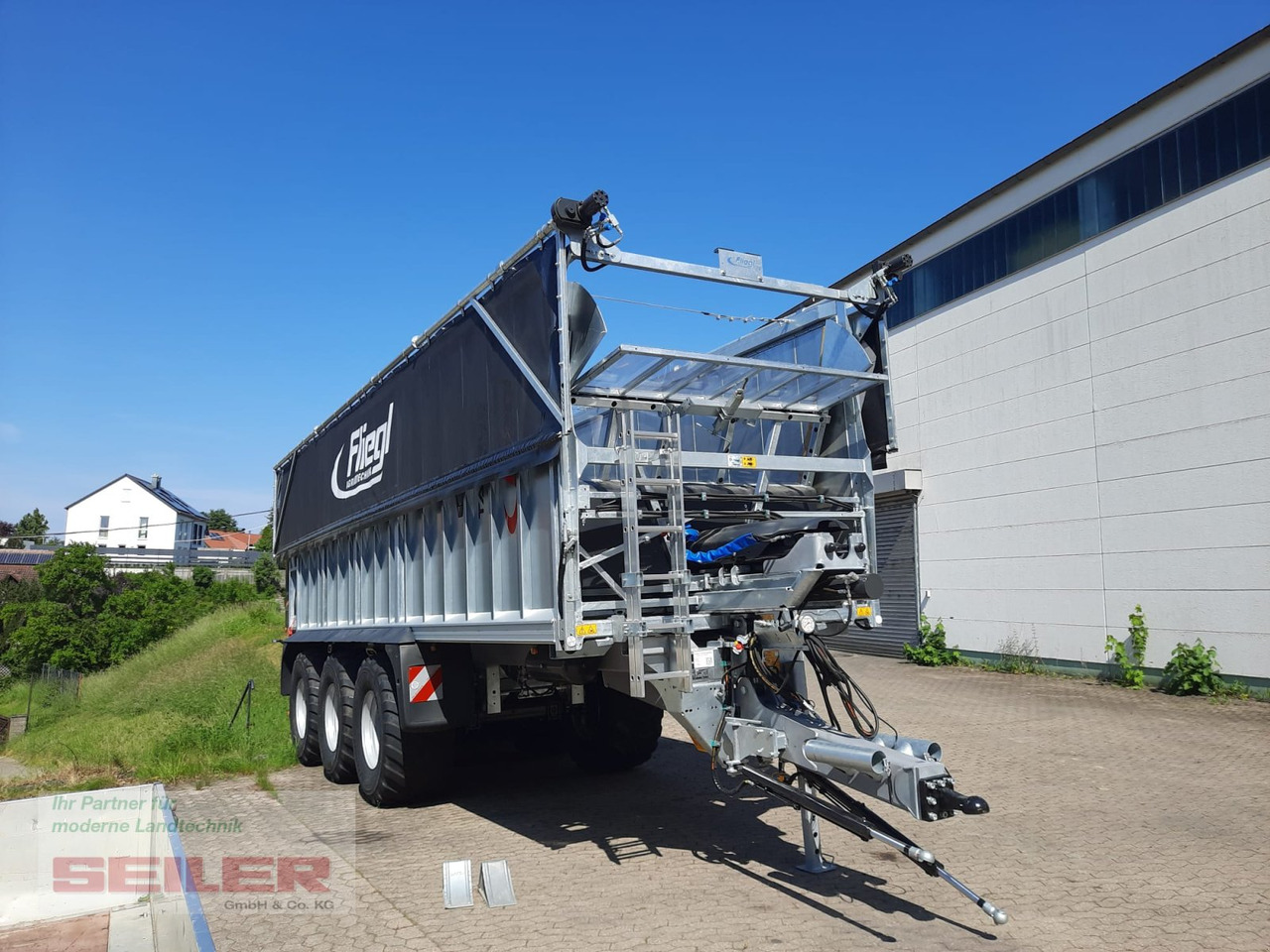 Fliegl ASW 391 TAURUS FOX 50m³ ZWL + Top Lift Light - Opraapwagen: afbeelding 5 Fliegl ASW 391 TAURUS FOX 50m³ ZWL + Top Lift Light - Opraapwagen: afbeelding 5