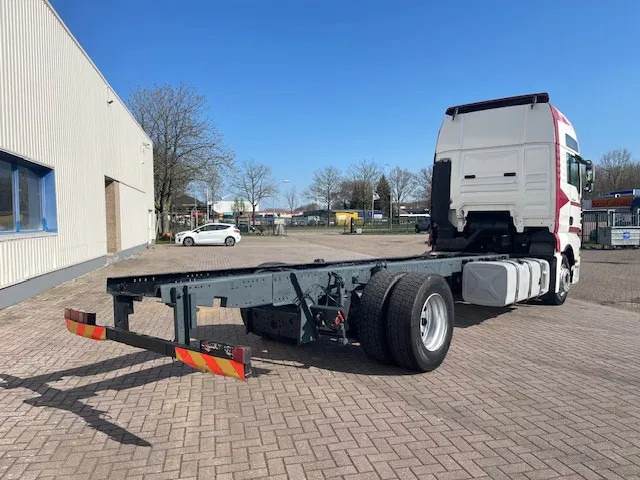 Chassis vrachtwagen MAN TGA 18.460 Euro 3 Manual-gear Retarder: afbeelding 9