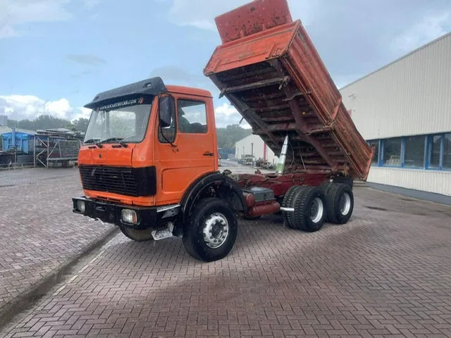 Mercedes-Benz SK 2635 V8 6X4 KIPPER FULL STEEL - Kipper vrachtwagen: afbeelding 2 Mercedes-Benz SK 2635 V8 6X4 KIPPER FULL STEEL - Kipper vrachtwagen: afbeelding 2