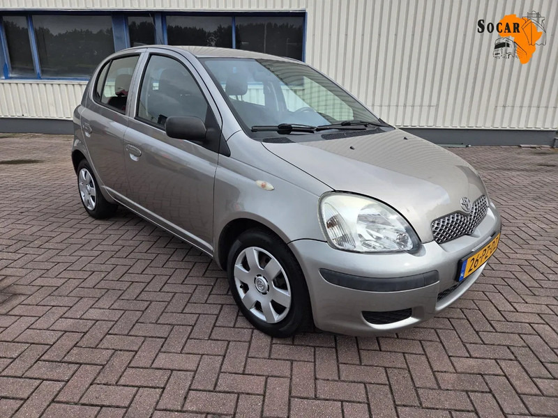 Toyota Yaris 1.3 VVT-i Idols 5drs - Hatchback: afbeelding 1 Toyota Yaris 1.3 VVT-i Idols 5drs - Hatchback: afbeelding 1