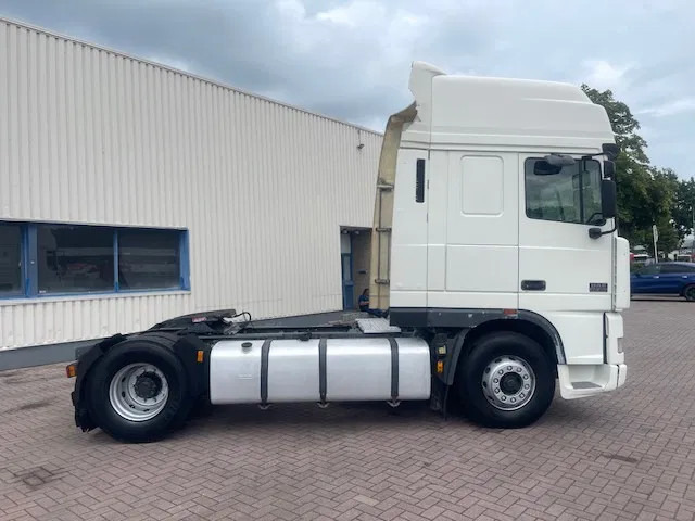 DAF XF 95.480 Euro 2 Manual-gear - Trekker: afbeelding 5 DAF XF 95.480 Euro 2 Manual-gear - Trekker: afbeelding 5