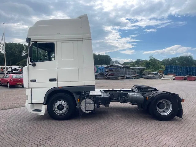 DAF XF 95.480 Euro 2 Manual-gear - Trekker: afbeelding 4 DAF XF 95.480 Euro 2 Manual-gear - Trekker: afbeelding 4
