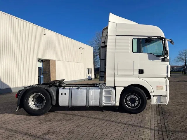 MAN TGX 18.480 Euro 5 Retarder - Trekker: afbeelding 2 MAN TGX 18.480 Euro 5 Retarder - Trekker: afbeelding 2