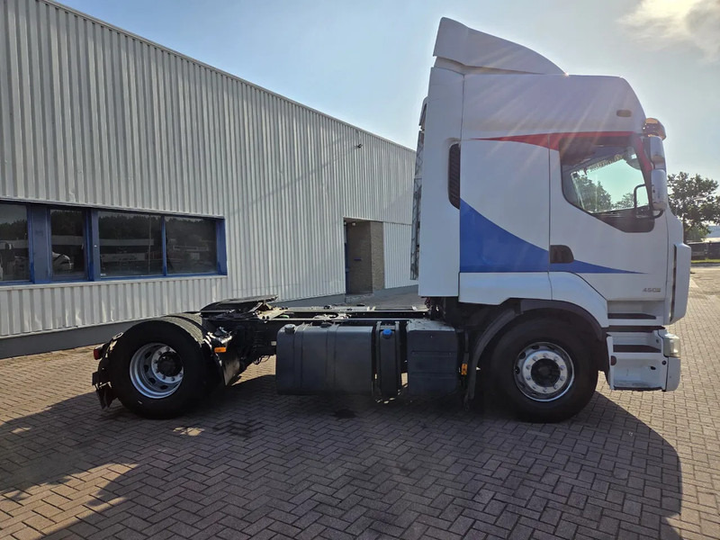 Renault Premium 450 2 Tanks, Retarder, Manual Gear - Trekker: afbeelding 2 Renault Premium 450 2 Tanks, Retarder, Manual Gear - Trekker: afbeelding 2