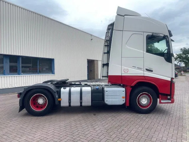 Volvo FH 13.460 i-shift NL-Truck - Trekker: afbeelding 5 Volvo FH 13.460 i-shift NL-Truck - Trekker: afbeelding 5