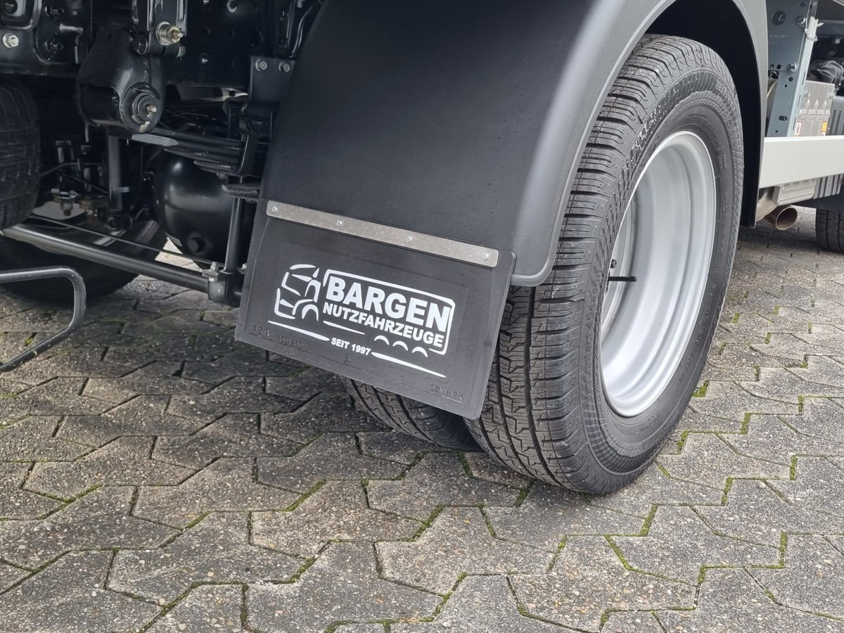 FUSO 6S15 Pritsche 2.8m Heckkran 4xhydr+1xman. Funk! - Bestelwagen open laadbak: afbeelding 3 FUSO 6S15 Pritsche 2.8m Heckkran 4xhydr+1xman. Funk! - Bestelwagen open laadbak: afbeelding 3