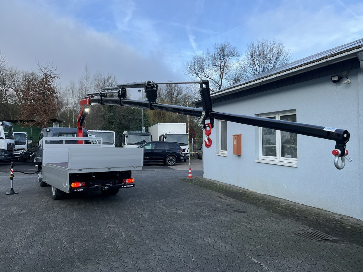 FUSO 6S15 Pritsche 3.0m Kran 4xhydr. Funk! - Bestelwagen open laadbak: afbeelding 4 FUSO 6S15 Pritsche 3.0m Kran 4xhydr. Funk! - Bestelwagen open laadbak: afbeelding 4