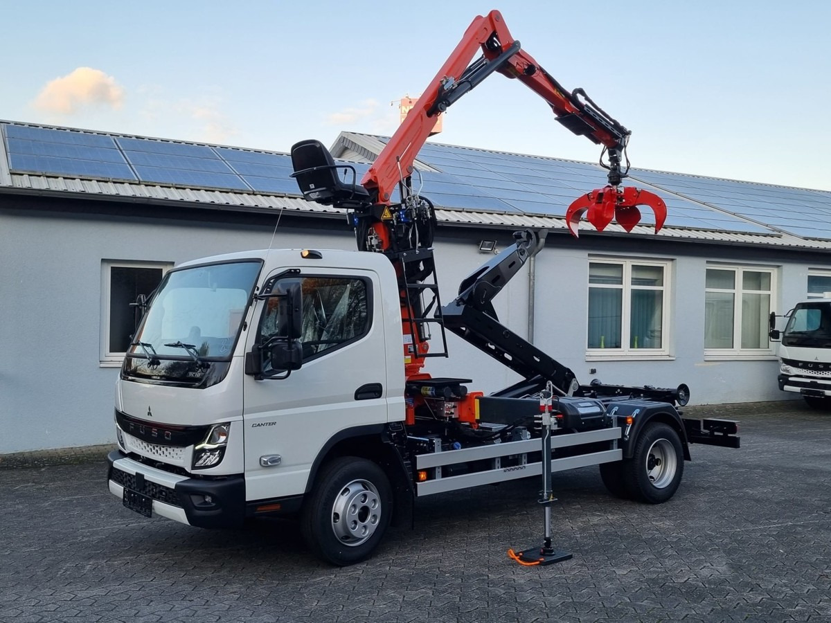 FUSO FUSO 9C18 City Abrollkipper + Z-Kran Recycling - Haakarmsysteem vrachtwagen, Kraanwagen: afbeelding 2 FUSO FUSO 9C18 City Abrollkipper + Z-Kran Recycling - Haakarmsysteem vrachtwagen, Kraanwagen: afbeelding 2