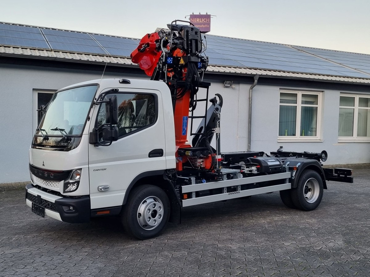 FUSO FUSO 9C18 City Abrollkipper + Z-Kran Recycling - Haakarmsysteem vrachtwagen, Kraanwagen: afbeelding 1 FUSO FUSO 9C18 City Abrollkipper + Z-Kran Recycling - Haakarmsysteem vrachtwagen, Kraanwagen: afbeelding 1