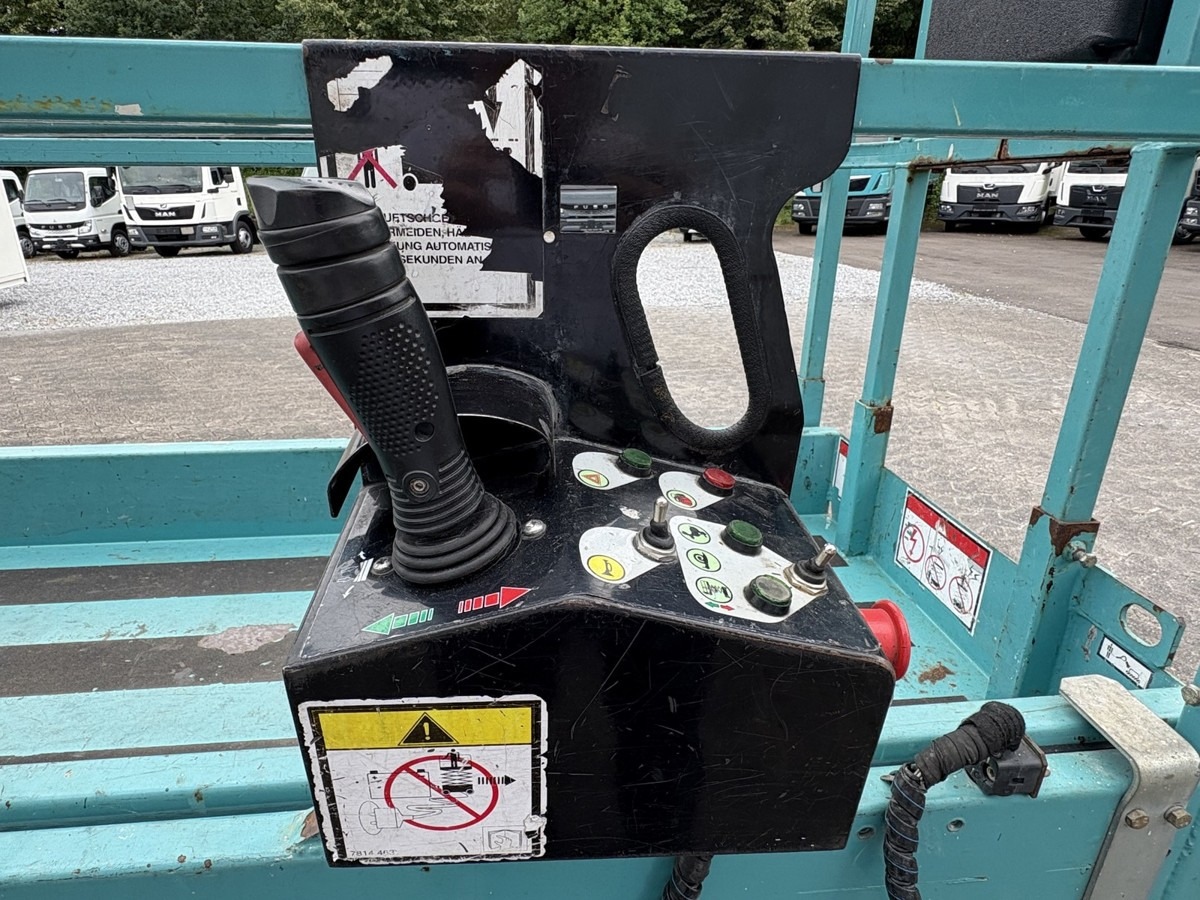 GENIE Haulotte Compact 8 baugleich GS 2032 sofort verf - Schaarlift: afbeelding 5 GENIE Haulotte Compact 8 baugleich GS 2032 sofort verf - Schaarlift: afbeelding 5