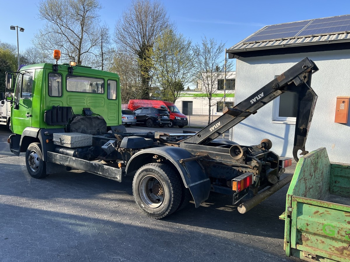 MAN 8.224 L2000 City Abrollkipper Atlas ARK52A inkl. - Haakarmsysteem vrachtwagen: afbeelding 4 MAN 8.224 L2000 City Abrollkipper Atlas ARK52A inkl. - Haakarmsysteem vrachtwagen: afbeelding 4