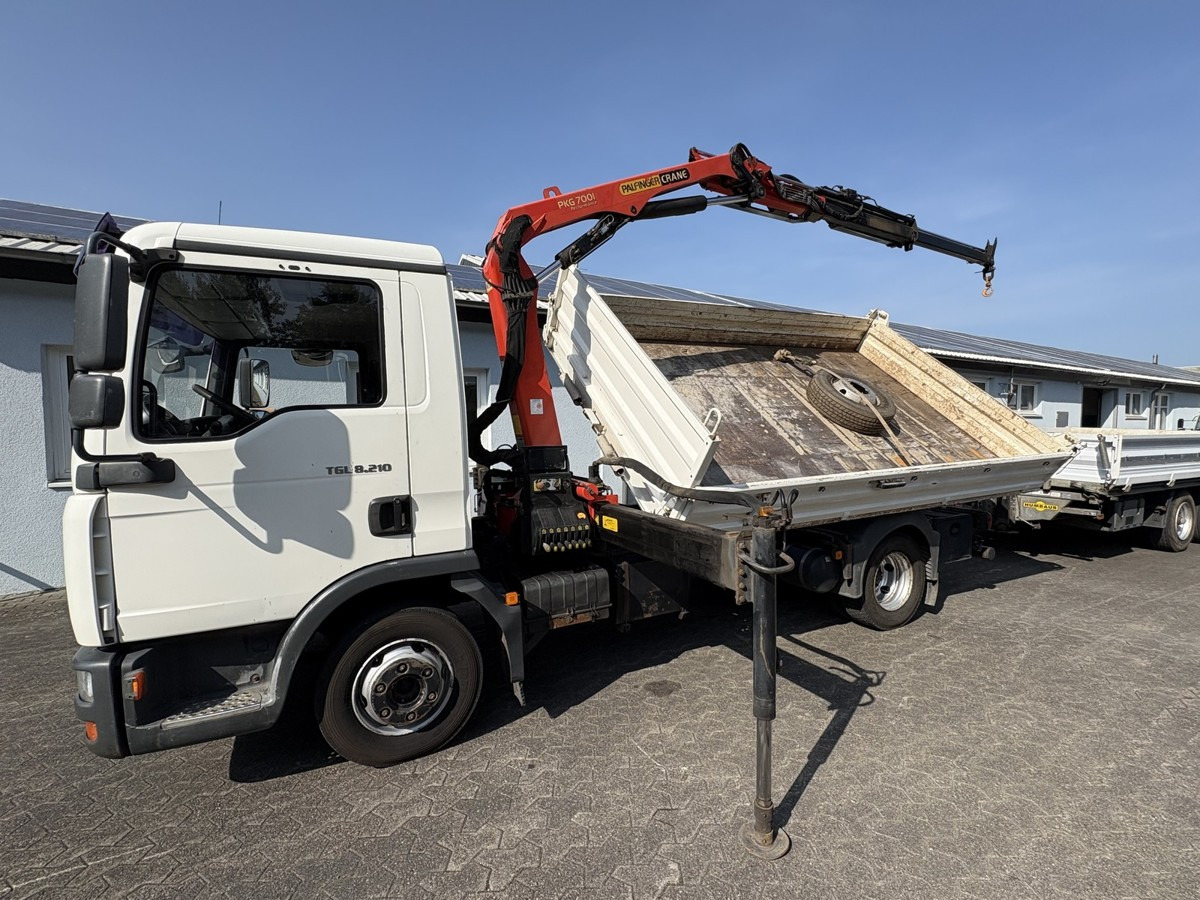 MAN TGL 8.210 Meiller Dreiseitenkipper mit Ladekran - Kipper bestelwagen: afbeelding 1 MAN TGL 8.210 Meiller Dreiseitenkipper mit Ladekran - Kipper bestelwagen: afbeelding 1