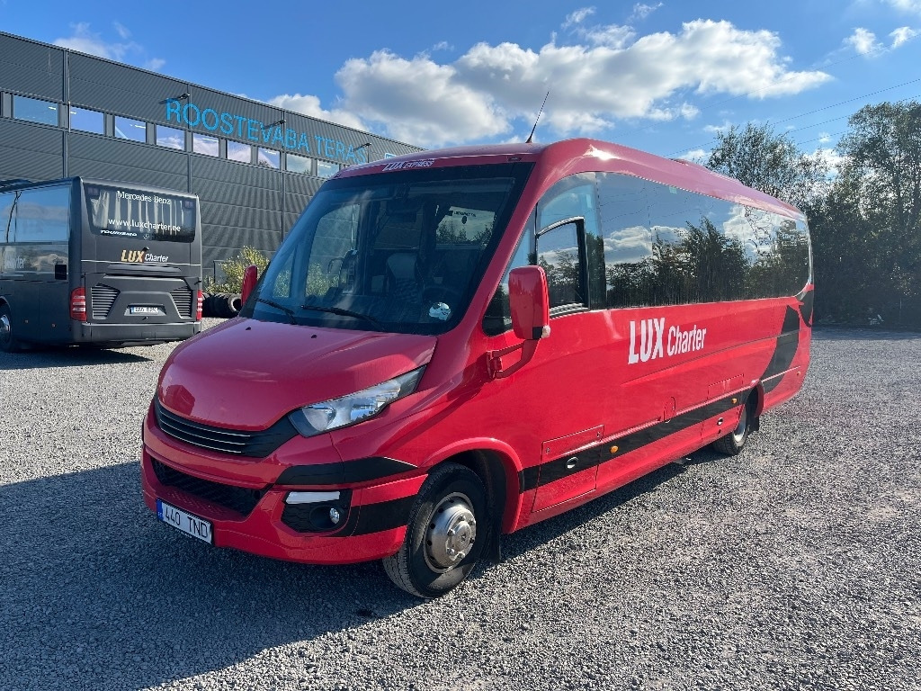 Iveco FERQUI SUNRISE  - Minibus, Personenvervoer: afbeelding 2 Iveco FERQUI SUNRISE  - Minibus, Personenvervoer: afbeelding 2
