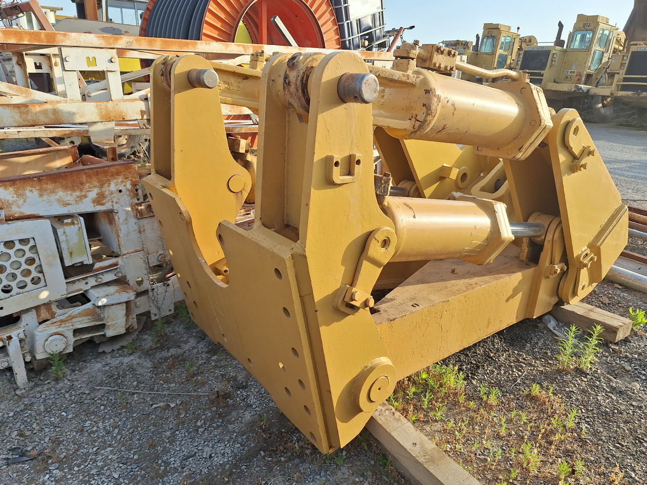 CATERPILLAR D9G-H - Ripper voor Bulldozer: afbeelding 1 CATERPILLAR D9G-H - Ripper voor Bulldozer: afbeelding 1
