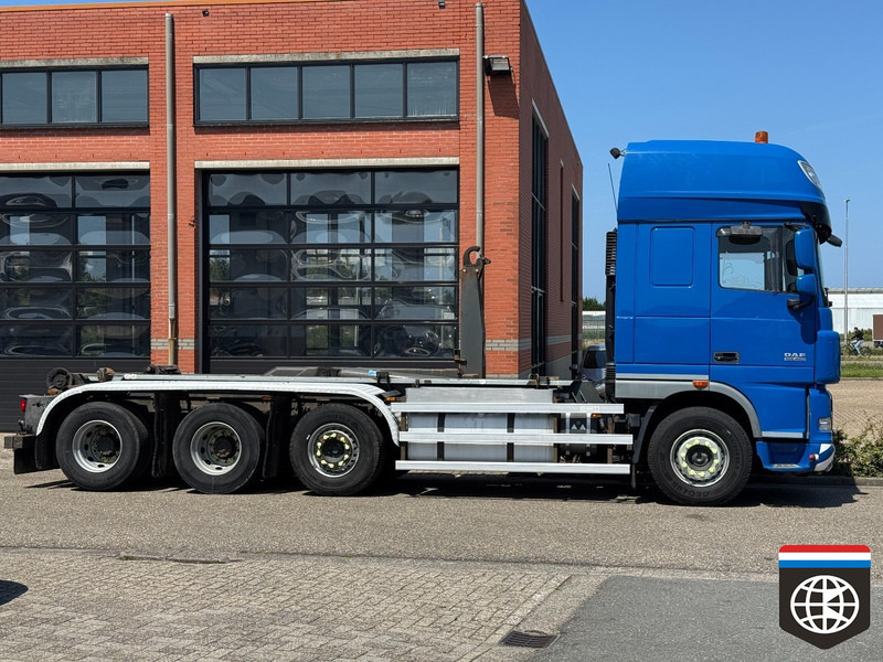DAF XF 105.460 8X2/4 - 30t hooklift - CLEAN HOLLAND TRUCK - Haakarmsysteem vrachtwagen: afbeelding 4 DAF XF 105.460 8X2/4 - 30t hooklift - CLEAN HOLLAND TRUCK - Haakarmsysteem vrachtwagen: afbeelding 4