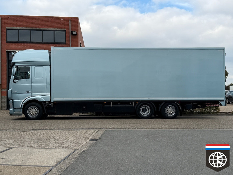 DAF XF 460 FAN TAIL LIFT / TRS / NIGHT A/C / RACING TEAM / CAMPER - Koelwagen vrachtwagen: afbeelding 3 DAF XF 460 FAN TAIL LIFT / TRS / NIGHT A/C / RACING TEAM / CAMPER - Koelwagen vrachtwagen: afbeelding 3