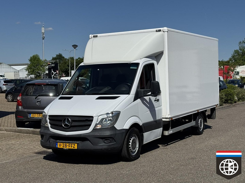 Mercedes-Benz Sprinter 316 CDI 1000kg load capacity - box - tailf lift - Bestelwagen gesloten laadbak: afbeelding 2 Mercedes-Benz Sprinter 316 CDI 1000kg load capacity - box - tailf lift - Bestelwagen gesloten laadbak: afbeelding 2