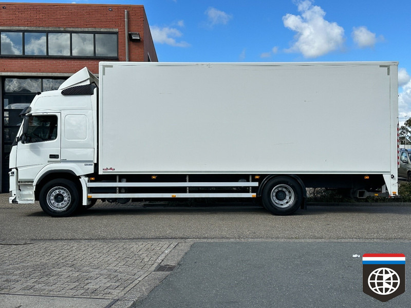 Volvo FM TAIL LIFT / GOOD TIRES / AC - Bakwagen: afbeelding 3 Volvo FM TAIL LIFT / GOOD TIRES / AC - Bakwagen: afbeelding 3
