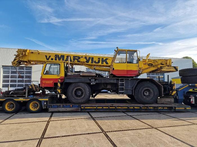 Liebherr LTM 1035 - Ruwterreinkraan: afbeelding 3 Liebherr LTM 1035 - Ruwterreinkraan: afbeelding 3