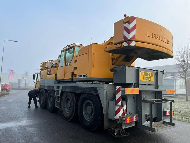 Liebherr - LTM1070 - LTM 1070 LTM 1070-1 - LTM1070 - Kraan: afbeelding 5 Liebherr - LTM1070 - LTM 1070 LTM 1070-1 - LTM1070 - Kraan: afbeelding 5