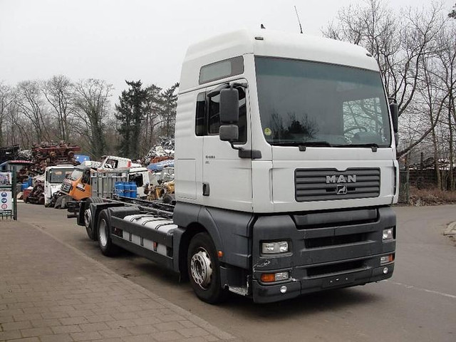 MAN 26.460 6X2 - Chassis vrachtwagen: afbeelding 3 MAN 26.460 6X2 - Chassis vrachtwagen: afbeelding 3