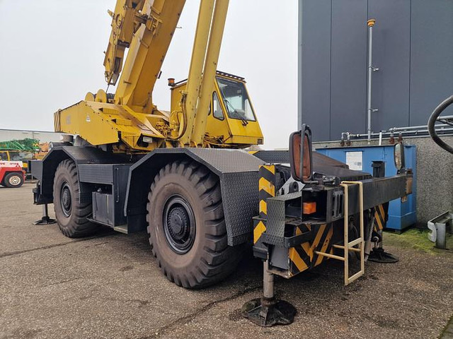 Tadano TR-400E - Ruwterreinkraan: afbeelding 3 Tadano TR-400E - Ruwterreinkraan: afbeelding 3