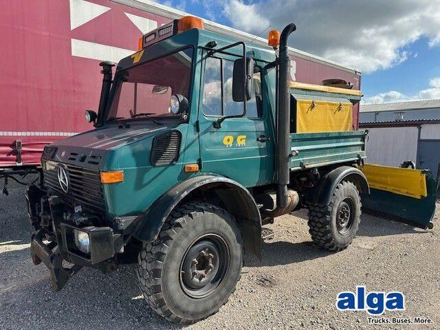 Unimog U 1400 4x4,Winterdienst,Schneeschild,Salzstreuer - Bouwmachine: afbeelding 1 Unimog U 1400 4x4,Winterdienst,Schneeschild,Salzstreuer - Bouwmachine: afbeelding 1