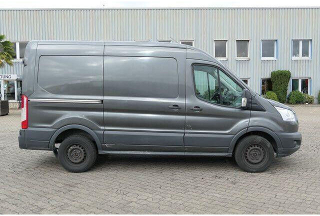 Ford Transit 4x2, 3 Sitz, Klima, AHK, Handwerker - Gesloten bestelwagen: afbeelding 2 Ford Transit 4x2, 3 Sitz, Klima, AHK, Handwerker - Gesloten bestelwagen: afbeelding 2